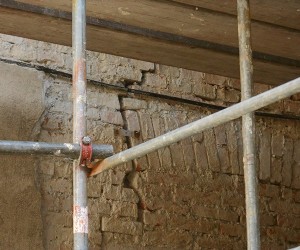 Statische Injektion bei einer Mauer